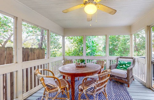 Clarksville Cottage | 71 m² Cottage ∙ 1 bedroom ∙ 3 guests