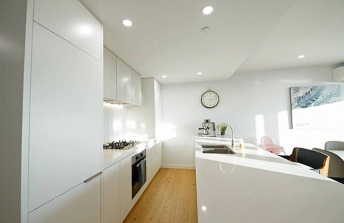 Box Hill Apartment | 710/820 Box Hill Skyline luxury Apartment BoxHill