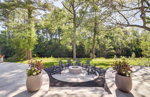 Barker House | 715 m² House ∙ 6 bedrooms ∙ 30 guests