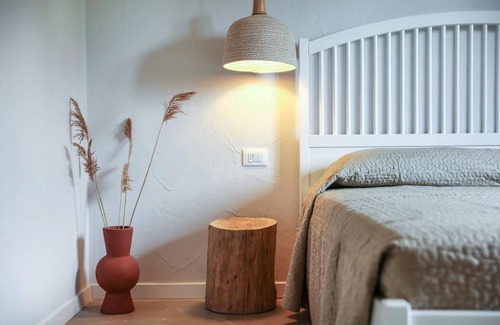 San Teodoro City Centre House | 73 m² House ∙ 2 bedrooms ∙ 5 guests