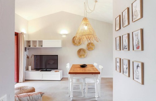San Teodoro City Centre House | 73 m² House ∙ 2 bedrooms ∙ 5 guests