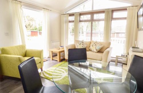 Felinfach House | 73-The Lodge