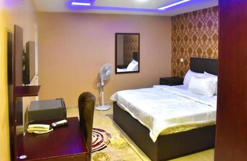 Ijebu Ode Hotel | 74 Igbeba Rd