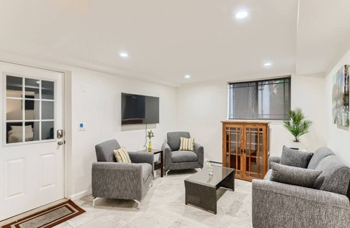 Interurban Park Condo | 74 m² Condo ∙ 2 bedrooms ∙ 4 guests