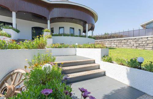 Maia Villa | 742 m² Villa ∙ 6 bedrooms ∙ 12 guests