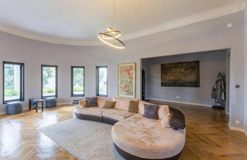 Maia Villa | 742 m² Villa ∙ 6 bedrooms ∙ 12 guests
