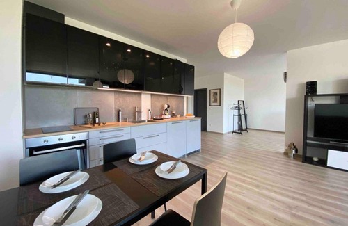 Vitosha District Apartment | 75 m² Apartment ∙ 1 bedroom ∙ 3 guests