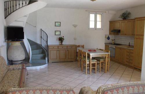 Casanova Lerrone House | 75 m² Farmhouse ∙ 2 bedrooms ∙ 6 guests