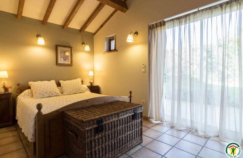 Montaut House | 75 m² Gîte ∙ 2 bedrooms ∙ 4 guests