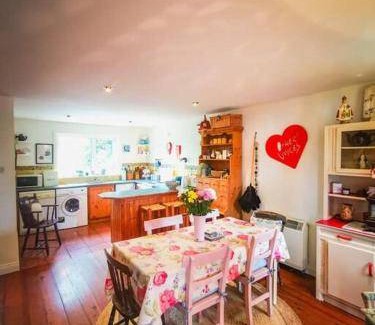 Dingle House | 75 m² House ∙ 2 bedrooms ∙ 4 guests