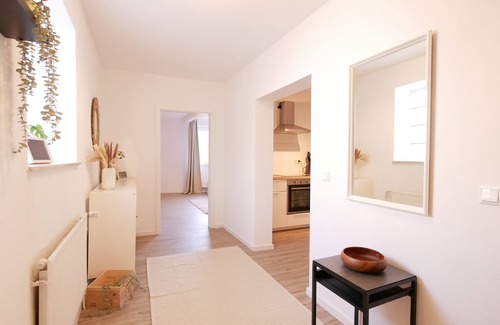 Innenstadt Apartment | 75m², central, balcony, kitchen, own car park
