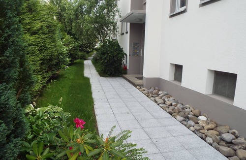 Rehlings Apartment | 77qm 4Pers SatTV Garden Bed linen Towels Final cleaning Parking Washing machine