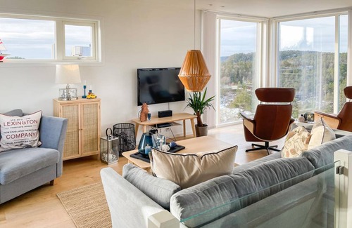 Risor House | 78 m² House ∙ 4 bedrooms ∙ 7 guests