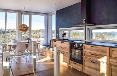 Risor House | 78 m² House ∙ 4 bedrooms ∙ 7 guests