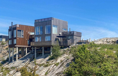 Risor House | 78 m² House ∙ 4 bedrooms ∙ 7 guests