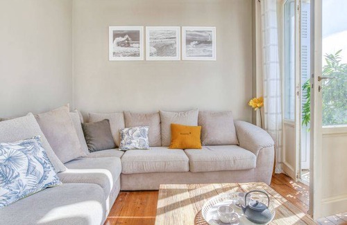 Biarritz City Centre Apartment | 79 m² Apartment ∙ 2 bedrooms ∙ 4 guests