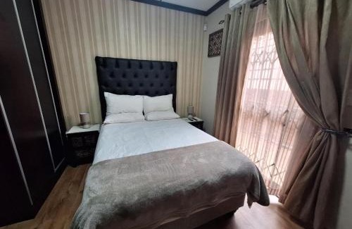 Kimberley House | 7A Jameson Guesthouse