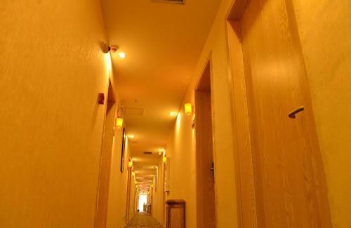 Tianquan County Hotel | 7Days Premium Ya'an Tianquan Music Plaza Branch