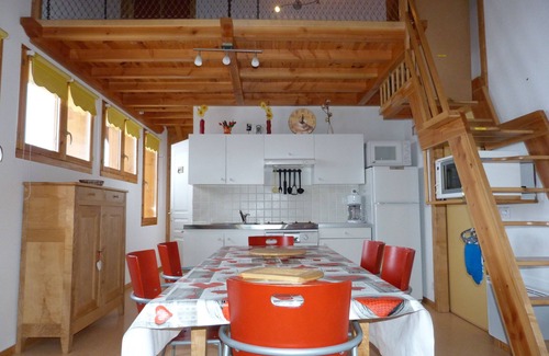 Albiez-Montrond Apartment | 8/10 people at the foot of the slopes