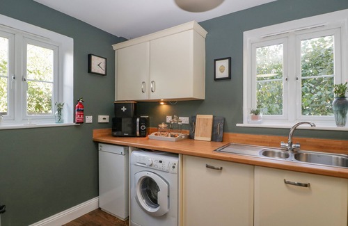 Ilton Cottage | 8 BARRINGTON MEWS, pet friendly, luxury holiday cottage in Ilminster