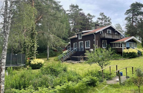 Lilla Edet O House | 8 bedroom apartment in Prässebo