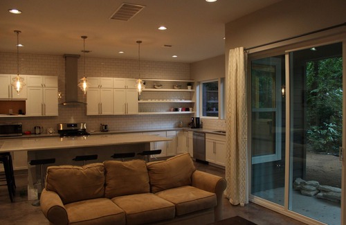 Austin House | 8 Bedroom Downtown House