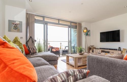 Newquay Apartment | 8 Cribbar