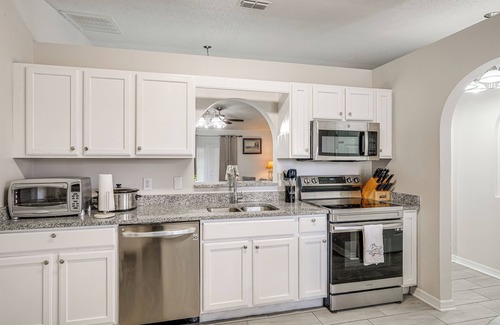 Lakeland - Winter Haven House | 8 Mi to Legoland: Winter Haven Home w/Lanai!