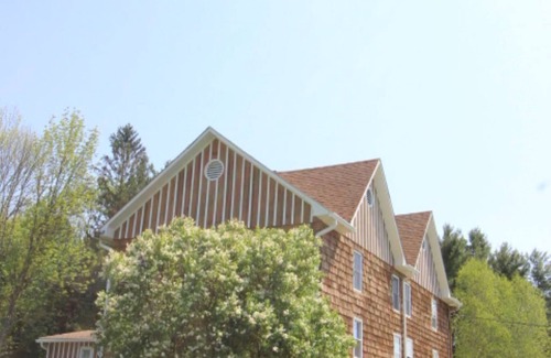 Town of Delaware Apartment | 8 minutes to Bethel Woods! Apt. 1 is on the First Floor and newly remodeled