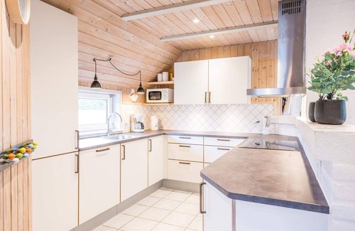 Blavand Strand House | 8 person holiday home in Blåvand