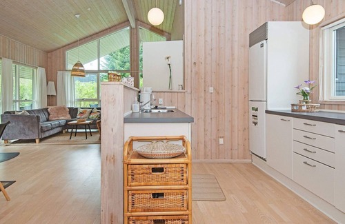 Mommark Strand House | 8 person holiday home in Sydals