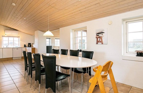 Øhuse House | 8 person holiday home in Ulfborg-By Traum