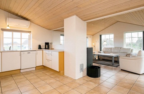 Øhuse House | 8 person holiday home in Ulfborg-By Traum