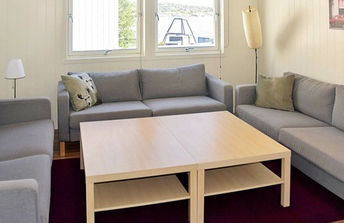 Oksvoll House | 8 person holiday home in Oksvoll