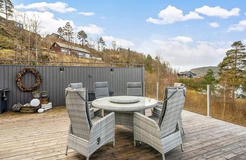 Lyngdal House | 8 person holiday home in lyngdal-By Traum