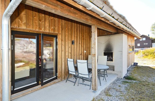 Aseral House | 8 person holiday home in ÅSERAL