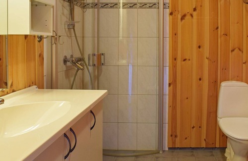 Loten Municipality House | 8 person holiday home in LØTEN