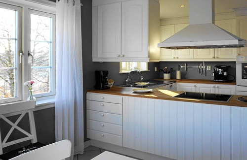 Ellos House | 8 person holiday home in ELLÖS
