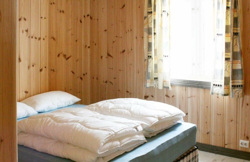 Marnardal House | 8 person holiday home in BJELLAND