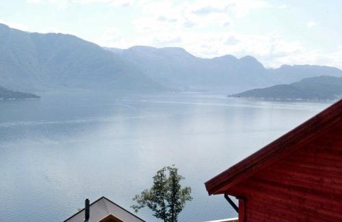 Kvam House | 8 person holiday home in Norheimsund-By Traum