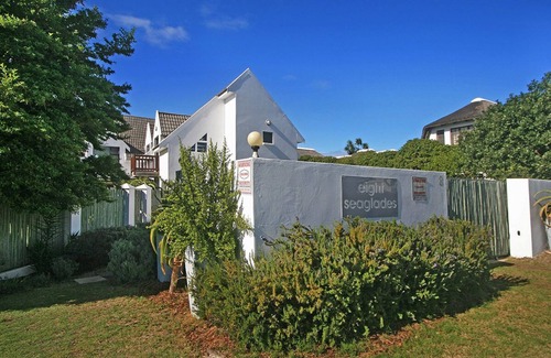Saint Francis Bay House | 8 Seaglades - Four Bedroom House, Sleeps 8