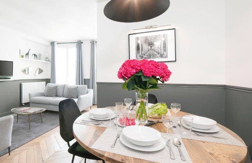 Quartier de la Porte-Saint-Denis Apartment | 80 m² Apartment ∙ 2 bedrooms ∙ 6 guests
