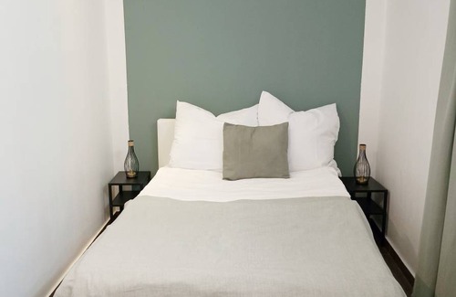 Josefstadt Apartment | 80 m² Apartment ∙ 3 bedrooms ∙ 6 guests