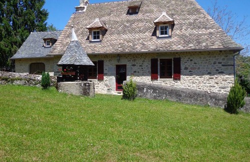 Latronche House | 80 m² Gîte ∙ 2 bedrooms ∙ 5 guests