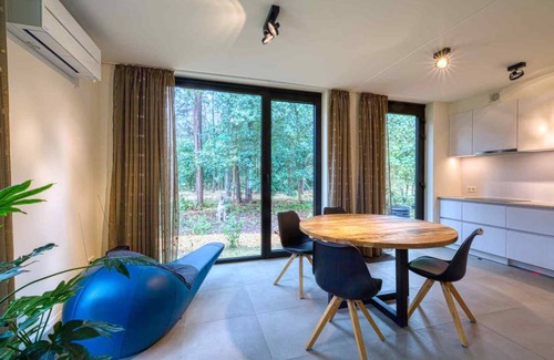 Gierle House | 80 m² House ∙ 2 bedrooms ∙ 4 guests