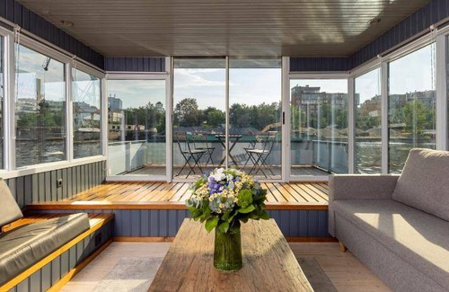 Holesovice Boat Rental | 80 m² Houseboat ∙ 2 bedrooms ∙ 8 guests