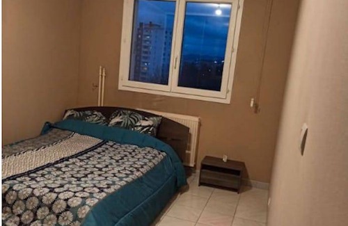 Vaulx-en-Velin Resort | 80 m² Private room ∙ 1 bedroom ∙ 1 guest