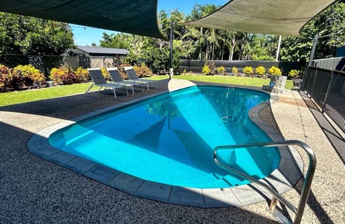 Leanyer House | 800 m² House ∙ 5 bedrooms ∙ 12 guests