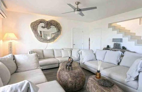 Maho Villa | 800 m² Villa ∙ 6 bedrooms ∙ 12 guests