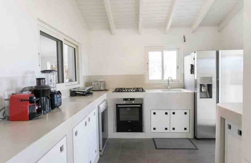 Maho Villa | 800 m² Villa ∙ 6 bedrooms ∙ 12 guests